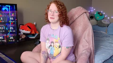 Snapshot of strawberryyfoxie chatting on 01-07-25, 03:12 Foxie online show from 01-07-25, 03:12