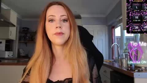 Amorina online show from 04-14-26, 09:26