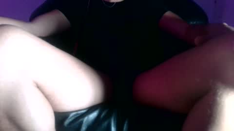 strokeking69420 online show from 10-19-25, 07:42