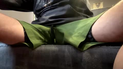 Snapshot of stroking33again chatting on 12-27-24, 08:18 stroking33again online show from 12-27-24, 08:18