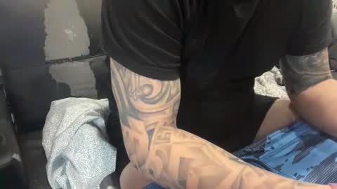 Snapshot of stroking33again chatting on 03-05-25, 07:38 stroking33again online show from 03-05-25, 07:38