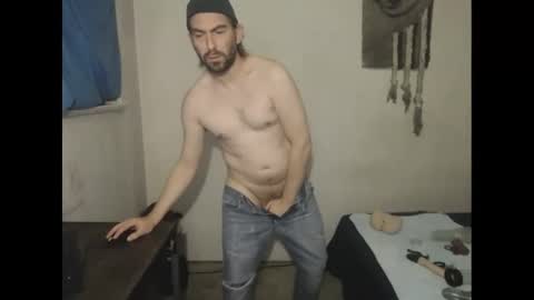 Snapshot of strokinmy9inch chatting on 01-14-25, 10:06 Matt online show from 01-14-25, 10:06