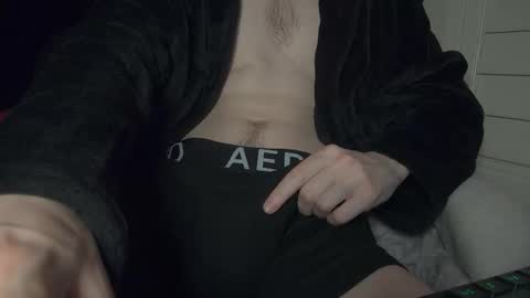 Snapshot of stroknmydong chatting on 01-06-26, 09:57 Dong Stroker online show from 01-06-26, 09:57