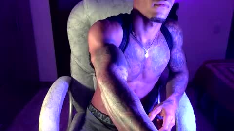 Snapshot of strong_blackboy chatting on 02-17-26, 04:53 strong blackboy online show from 02-17-26, 04:53