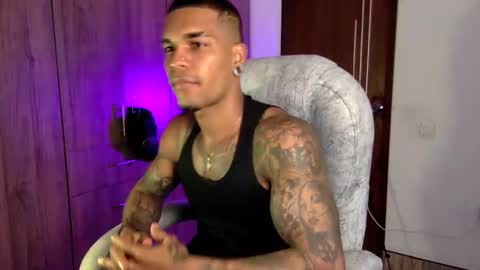 Snapshot of strong_blackboy chatting on 03-13-26, 08:26 strong blackboy online show from 03-13-26, 08:26