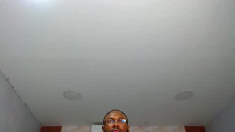 Snapshot of strong_george1 chatting on 02-23-25, 10:09 strong_george1 online show from 02-23-25, 10:09