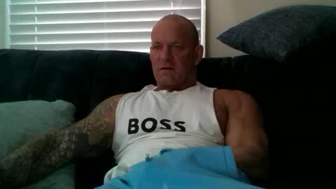 StrongAndHard online show from 11-21-25, 06:17