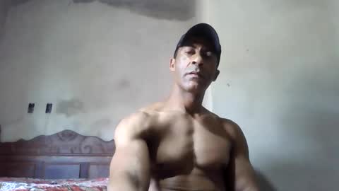 Snapshot of strongdaddyfantastic chatting on 02-28-26, 06:31 strongdaddyfantastic online show from 02-28-26, 06:31
