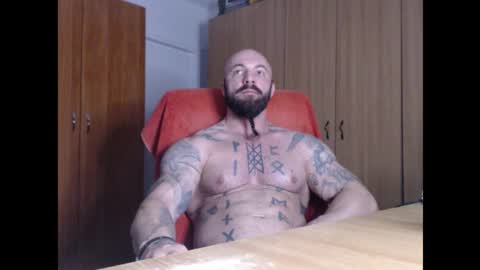 Snapshot of strongivan chatting on 01-15-26, 05:01 StrongIvan online show from 01-15-26, 05:01
