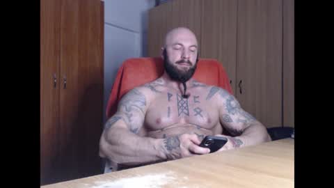 Snapshot of strongivan chatting on 02-12-26, 05:02 StrongIvan online show from 02-12-26, 05:02