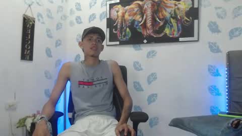 Snapshot of stuart_17 chatting on 10-07-25, 02:25 stuart_17 online show from 10-07-25, 02:25