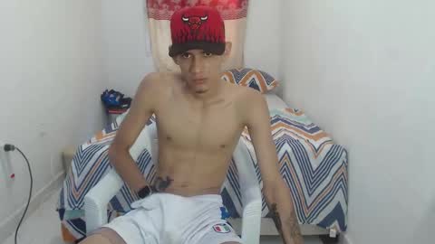 Snapshot of stuart_17 chatting on 10-22-25, 03:45 stuart_17 online show from 10-22-25, 03:45