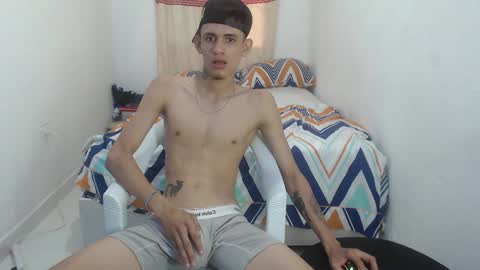 Snapshot of stuart_17 chatting on 10-23-25, 03:11 stuart_17 online show from 10-23-25, 03:11