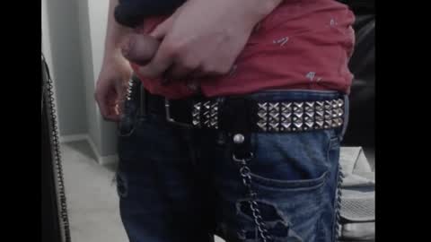 Snapshot of studbeltbro chatting on 01-08-26, 12:35 studbeltbro online show from 01-08-26, 12:35