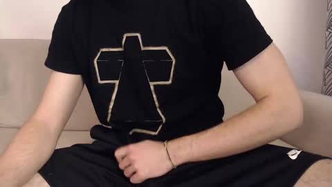 Snapshot of studfromparis chatting on 02-12-25, 02:43 Stud From Paris online show from 02-12-25, 02:43