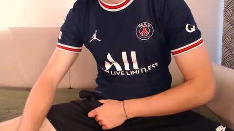 Stud From Paris online show from 06-02-26, 12:29