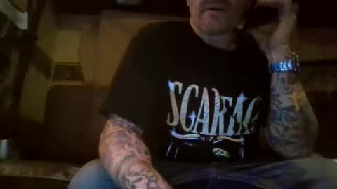 Snapshot of studio311 chatting on 06-10-26, 06:01 studio311 online show from 06-10-26, 06:01