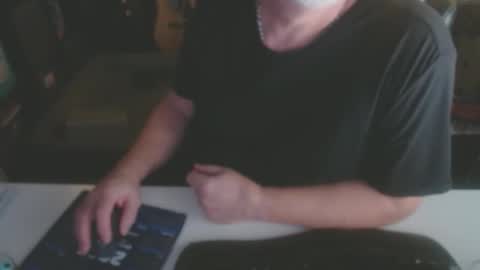 Snapshot of studley_hardcock chatting on 02-13-26, 02:29 Studley Hardcock online show from 02-13-26, 02:29