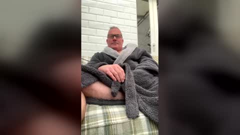 stumpyj2266 online show from 04-27-26, 05:38