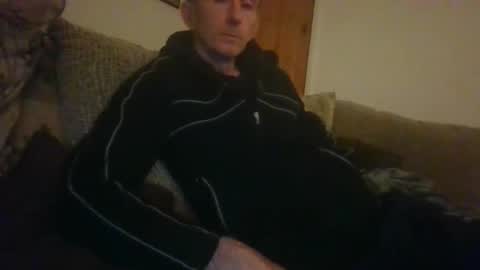 Snapshot of stuuuey73 chatting on 12-19-25, 10:06 stuuuey73 online show from 12-19-25, 10:06