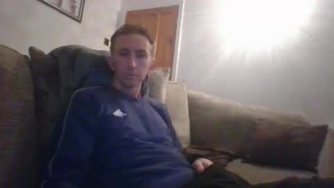 Snapshot of stuuuey73 chatting on 03-10-26, 10:04 stuuuey73 online show from 03-10-26, 10:04