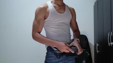 Snapshot of stylishman01 chatting on 02-02-26, 11:42 stylish man online show from 02-02-26, 11:42