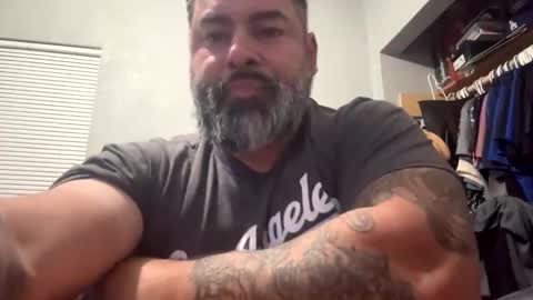 Snapshot of suavecito67 chatting on 02-09-26, 04:38 suavecito67 online show from 02-09-26, 04:38