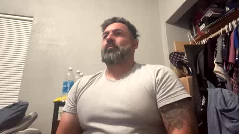 Snapshot of suavecito67 chatting on 03-03-26, 03:56 suavecito67 online show from 03-03-26, 03:56