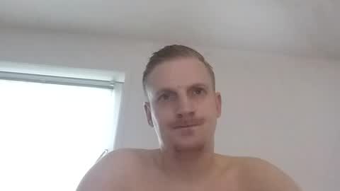 Snapshot of subforserve chatting on 01-10-25, 10:39 subforserve online show from 01-10-25, 10:39