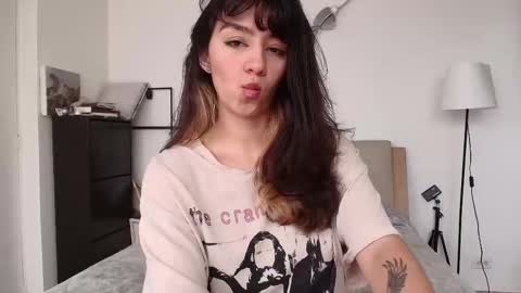 Zoe online show from 01-11-26, 03:50