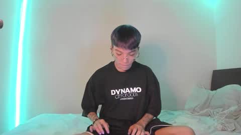 Snapshot of submissive_boyy_ chatting on 12-31-24, 05:51 nico online show from 12-31-24, 05:51