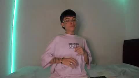 Snapshot of submissive_boyy_ chatting on 01-03-25, 04:16 nico online show from 01-03-25, 04:16