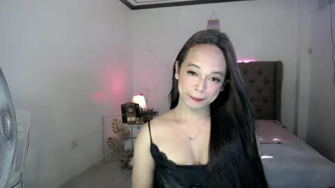 Snapshot of submissive_jane chatting on 06-18-26, 07:19 CALL ME JANE online show from 06-18-26, 07:19