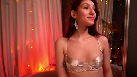 Snapshot of subtleart_ chatting on 04-19-26, 06:43 subtleart_ online show from 04-19-26, 06:43
