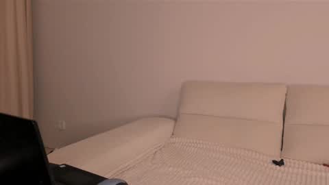 Snapshot of succuba_ chatting on 02-02-26, 10:41 Karina online show from 02-02-26, 10:41