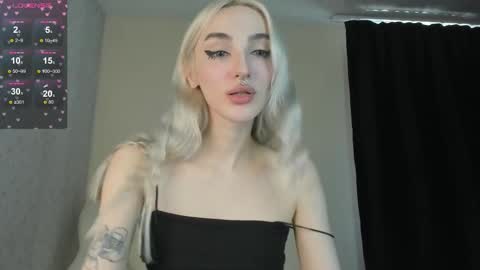 Chloe online show from 09-17-25, 01:02