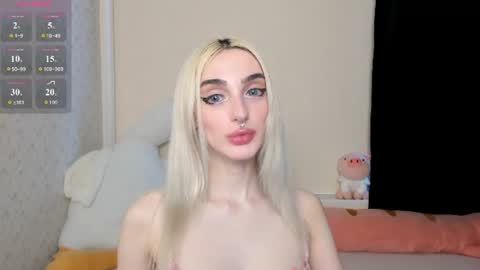 Chloe online show from 06-15-26, 11:56