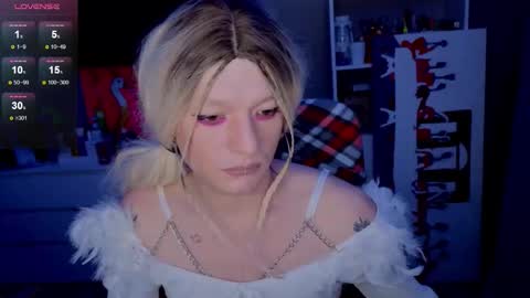 Snapshot of succubu_ss chatting on 03-06-26, 05:31 succubu_ss online show from 03-06-26, 05:31