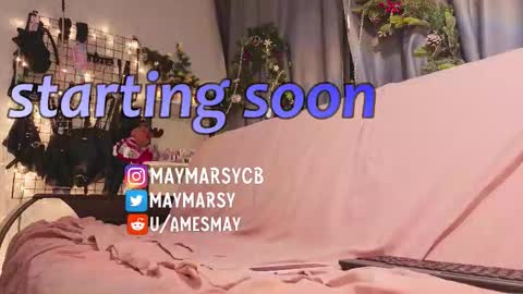 Snapshot of succubus_room chatting on 12-21-25, 10:06 May online show from 12-21-25, 10:06