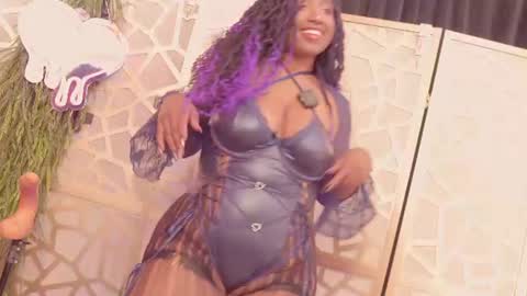 Succubus RoseMilk online show from 06-12-26, 11:35