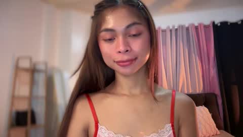 Snapshot of suckablechick chatting on 09-09-25, 05:07 Marry online show from 09-09-25, 05:07