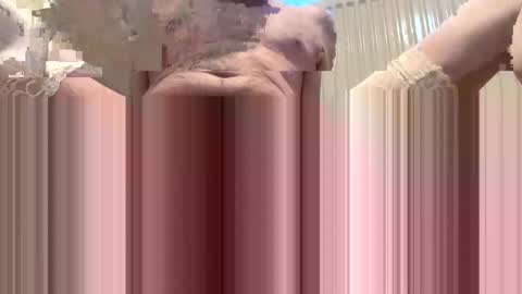 Snapshot of suckmeoffuk chatting on 02-19-26, 02:02 JJ online show from 02-19-26, 02:02