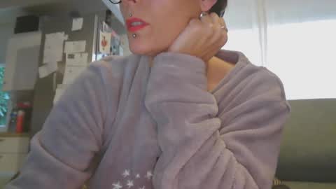 Snapshot of sucrette5629 chatting on 12-24-24, 03:16 sucrette5629 online show from 12-24-24, 03:16