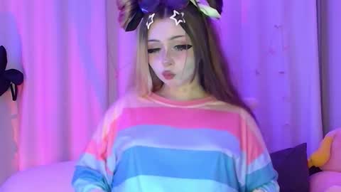 Snapshot of suemeow chatting on 01-15-26, 08:23 Sue online show from 01-15-26, 08:23