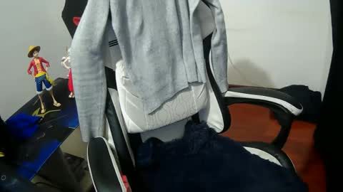 Snapshot of suez666 chatting on 01-16-26, 05:00 suez666 online show from 01-16-26, 05:00