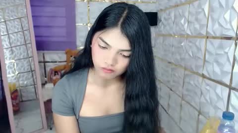 Snapshot of sugar_n_spicex chatting on 04-11-26, 07:45 trisha online show from 04-11-26, 07:45