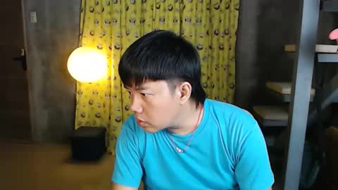 Snapshot of sugarbabyniko chatting on 10-22-25, 01:22 Niko online show from 10-22-25, 01:22