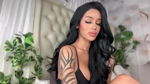 Jess online show from 09-25-25, 04:38