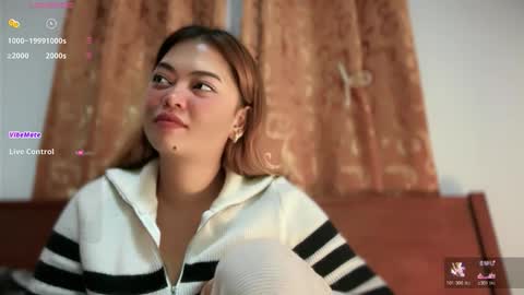 Snapshot of sugarlips_xox chatting on 04-06-26, 12:28 Sugar online show from 04-06-26, 12:28