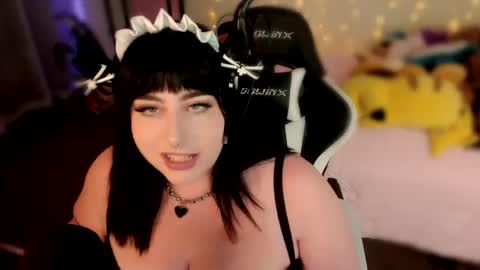 Lucy Love online show from 09-12-25, 09:15